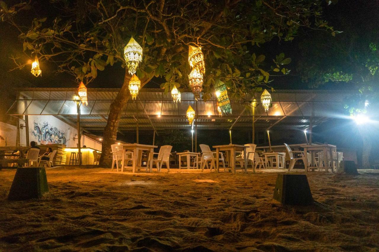 Mirissa Bay Resort Exterior photo